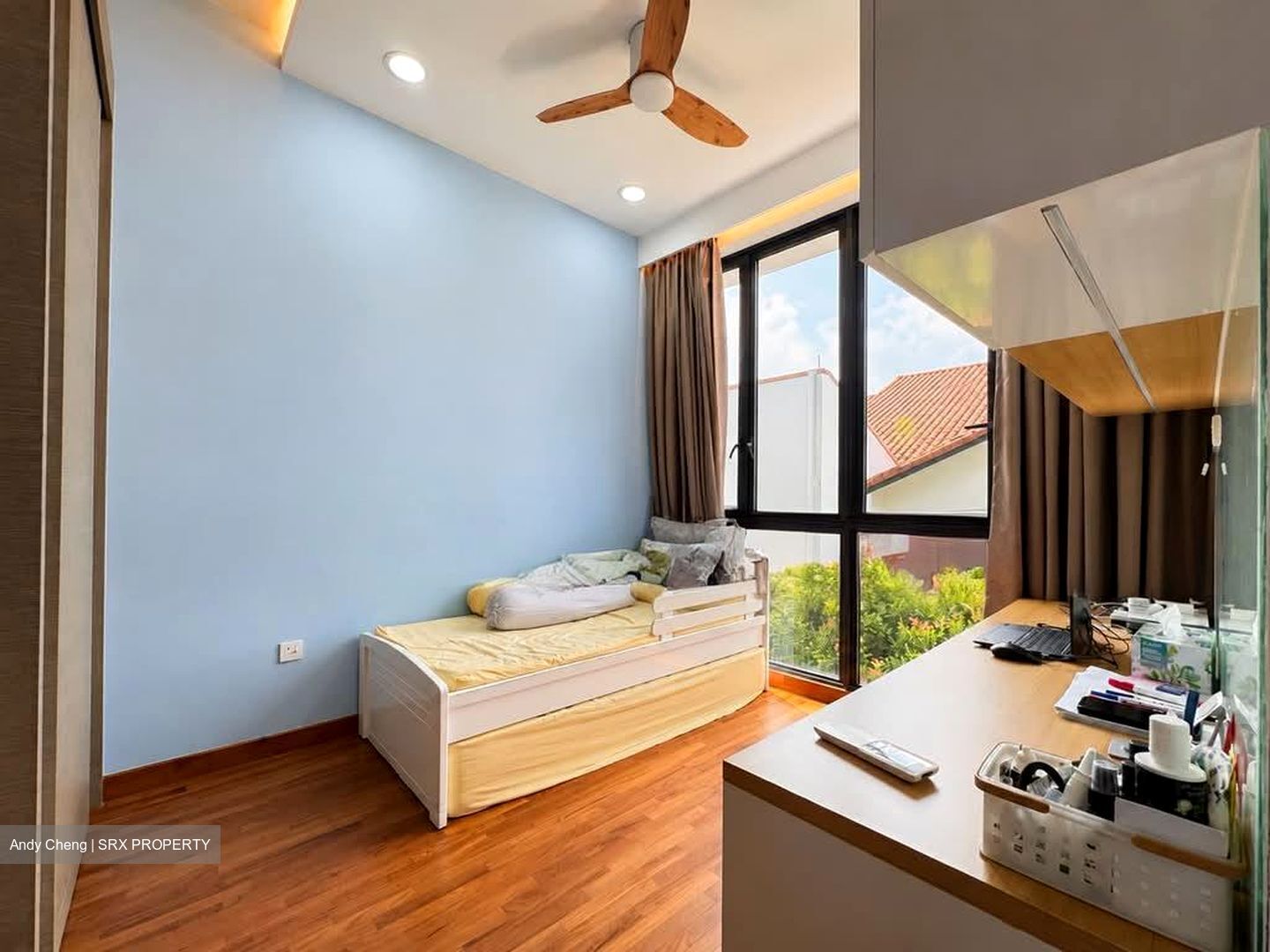 Alana (D28), Terrace #604297641